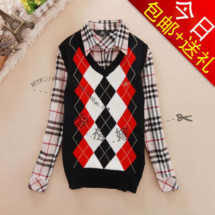 2012 preppy style Women 100% cotton plaid waistcoat basic small sweater vest sweater
