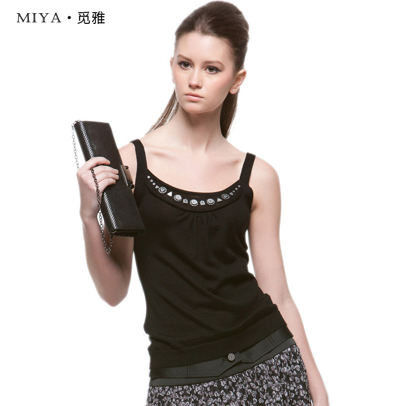 2012 spring and autumn geometry button edge solid color sheep wool knitted spaghetti strap top small vest free shipping