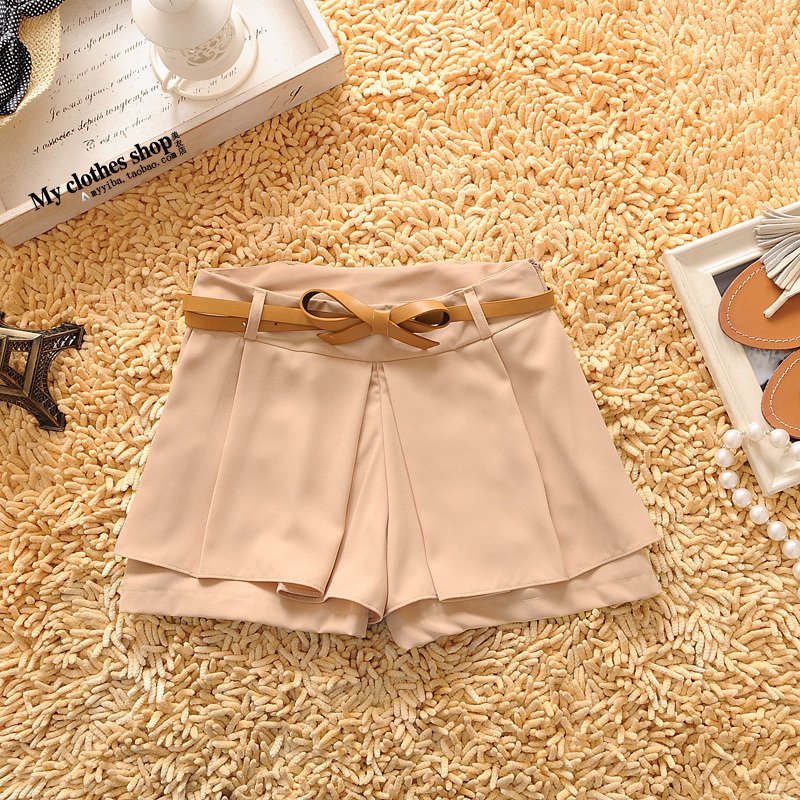 2012 spring women's vivi sweet high waist loose all-match vintage shorts with belt