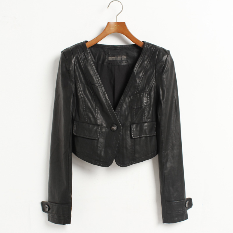 2012 street slim female motorcycle PU small leather clothing shoulder pads water washed leather short design button outerwear
