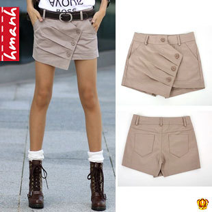 2012 summer women's fashion personality all-match button shorts culottes kz206