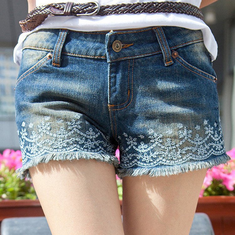 2012 summer women's vintage embroidered fashion mu shu denim shorts