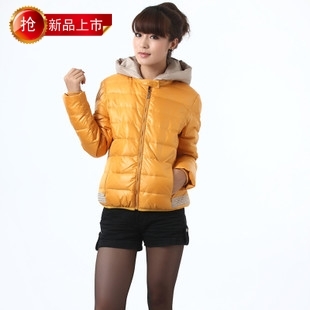 2012 winter down coat female fashionable casual short design diamond with a hood