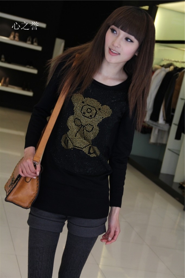2012 winter women's bear rhinestones slim o-neck long-sleeve sweater