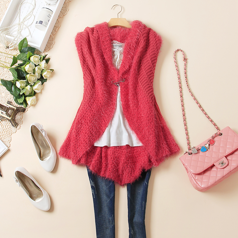 2012 winter women's comfortable all-match trend women's macrotrichia sweater outerwear cape