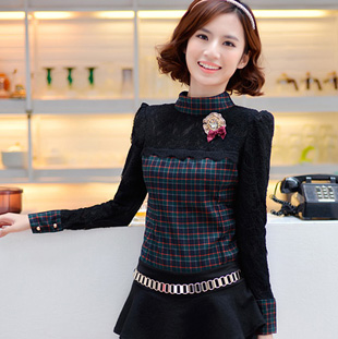 2012 winter women's lace shirt slim fashion plaid lace patchwork thermal basic shirt top female