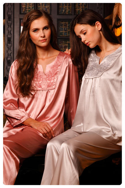 2012 Women's pajamas Lastest  Sexy sleepwear New style  Silk pajamas   Nobility nightgown  household  Hot selling
