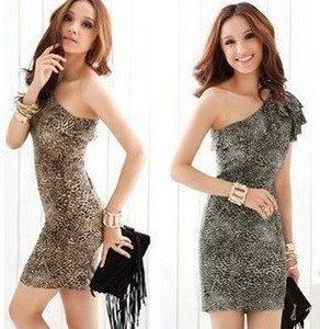 2012 women's sexy big lotus leaf slanting collar strapless one shoulder short-sleeve leopard print slim hip skirt s6106