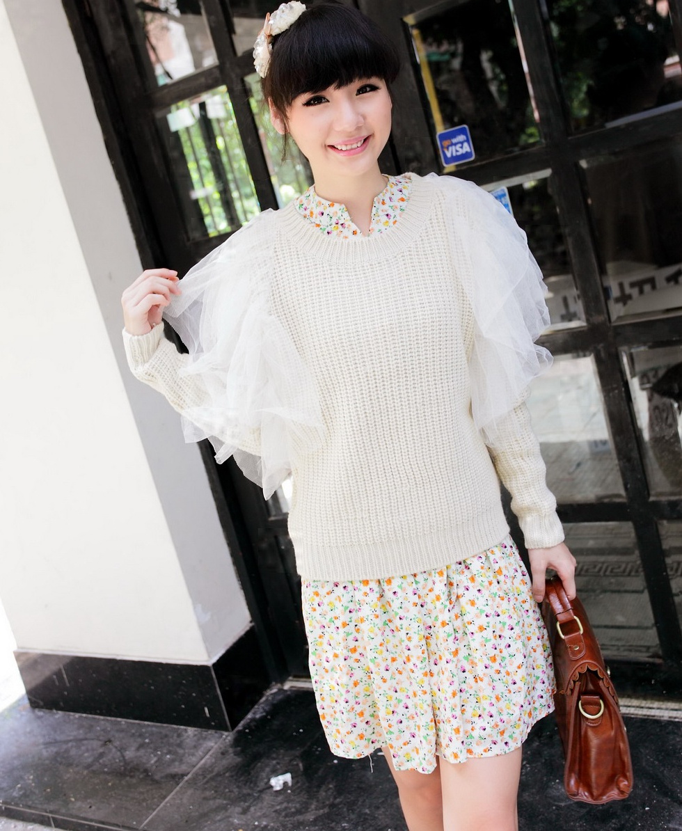 2013 autumn lace pullover loose fashion sweater female all-match sweater outerwear Free Shipping