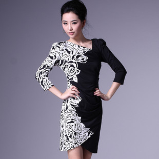 2013 brand new fashion sophisticated casual bubble sleeve black white printed vintage slim career knee-length dress for women
