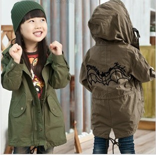 2013 children's spring clothing male female child baby 100% cotton with a hood trench overcoat outerwear