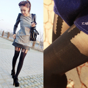 2013 fashion Ayomi  lace spaghetti strap stockings tattoo pantyhose Mock Suspender Tights garter leggings for women 130102