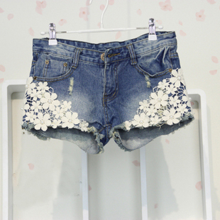 2013 Fashion Jeans Shorts Denim Shorts Pearl Lace Flowers Rivet Hollow Out Free Shipping