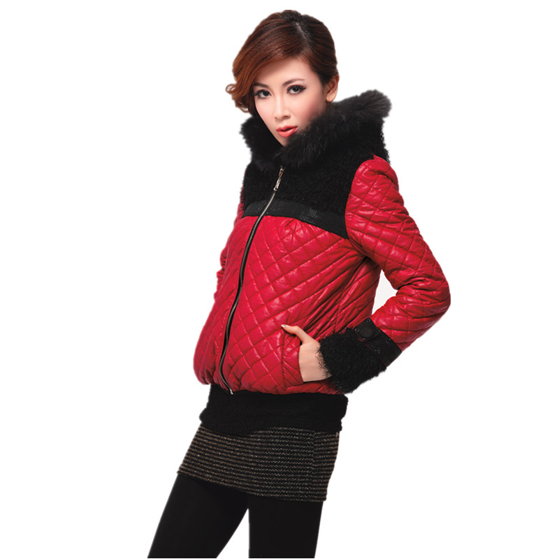 2013 female long-sleeve winter outerwear hat fur collar short slim design women's water washed leather wadded jacket 7712