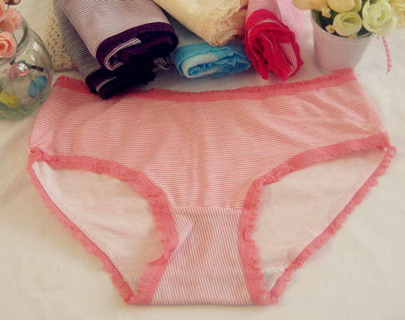 2013 free shipping Panties female 100% cotton women's trigonometric panties laciness stripe low-waist female panties