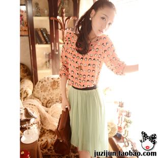 2013 Free Shipping Women HOT autumn fashion vintage orange lilliputian head portrait long-sleeve chiffon shirt 8641