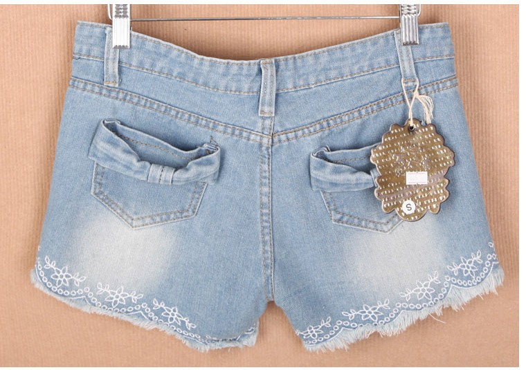 2013 Free shipping zipper paillette ornament pockets shorts for summer free size denim shorts women