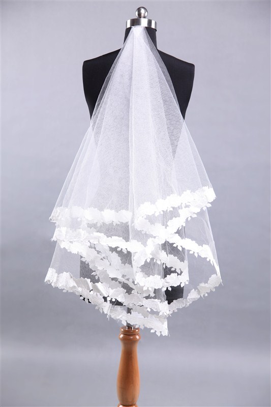 2013 hot-selling aesthetic bridal accessories bridal veil laciness veil the bride married