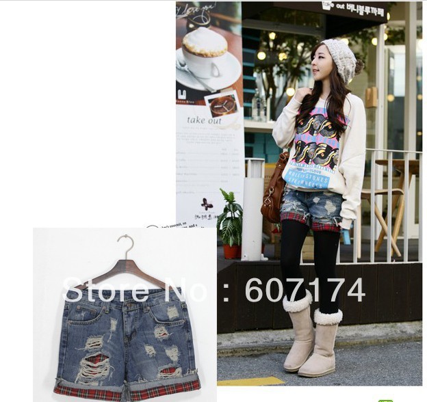 2013 ladies all-match personality water wash distrressed red plaid decoration roll up hem denim jeans shorts #2404