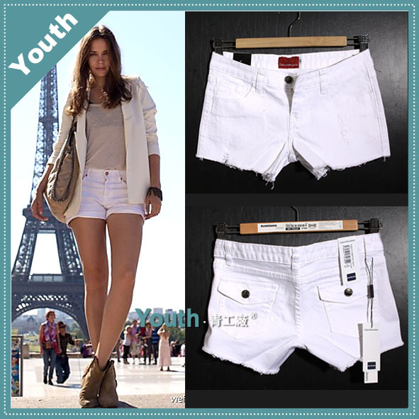 2013 new arrival fashion white whisker hole jeans female low-waist shorts small yards