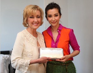 2013 New Arrival Spring fashion Woman Patchwork Candy Color Chiffon Blouses Vintage Lady Shirts Free Shipping