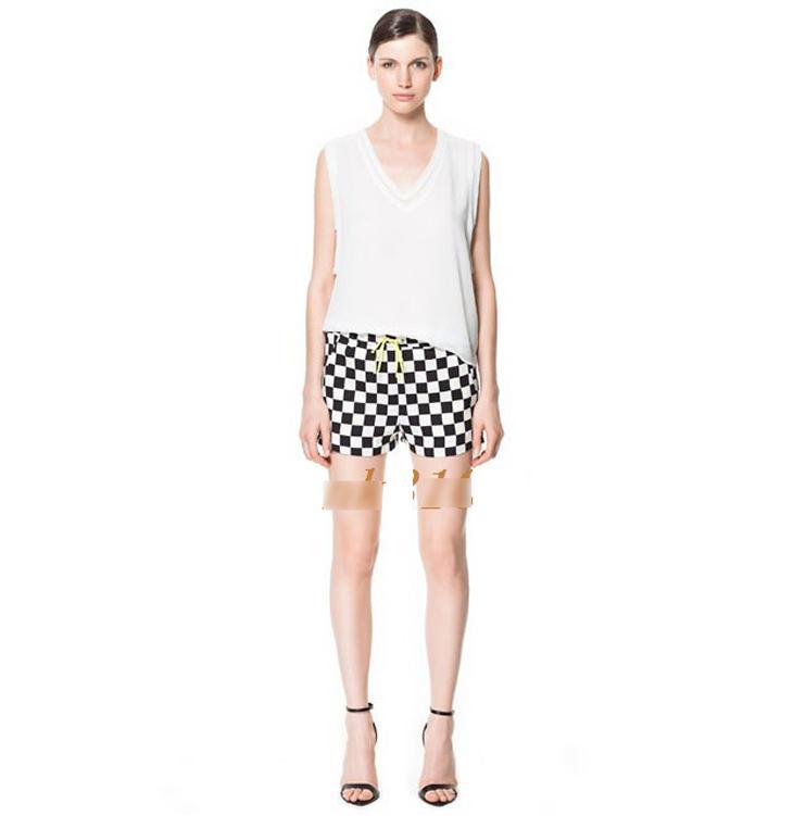 2013 New fashion woman geometric chess board printed designer shorts leisure chiffon straight short pants S-L free shipping S204