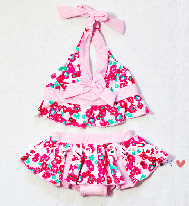2013 new floral bow swimsuit / straps hanging neck / flower skirt / girl Bikini / Baby split swimsuit free shipping