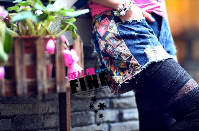 2013 new hot-selling comic burr frayed denim shorts Free shipping