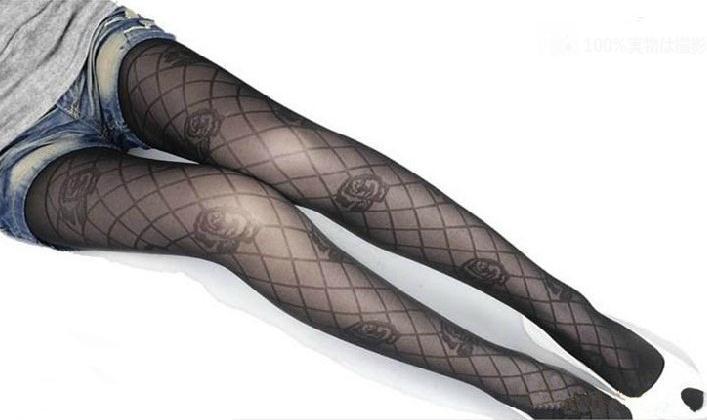2013 New Sexy Diamond Lattice Black Rose Jacquard Pantyhose Women Stockings Free Shipping 1640