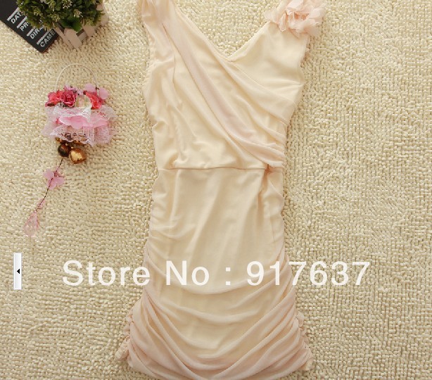 2013 new stereo flower cultivating significantly thinner package hip V neck dress sexy dress folds nightclub