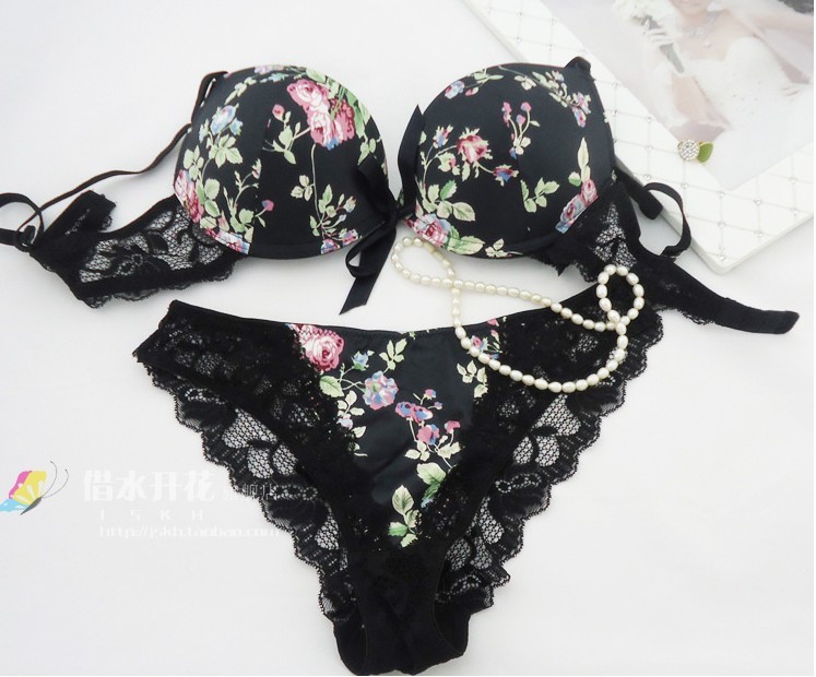 2013  push up lace underwear set  floral newest spike women's bra & brief set