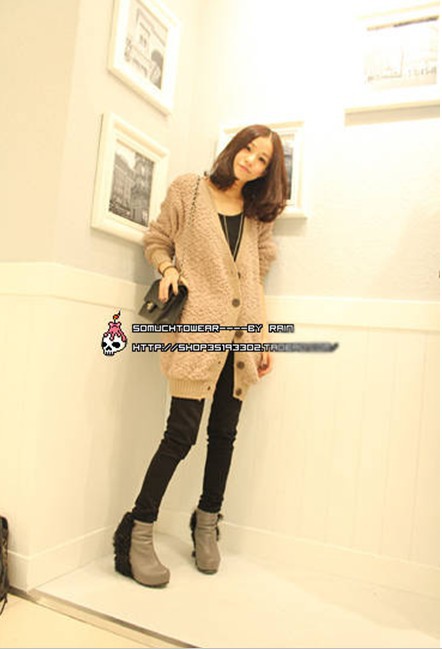 2013 qiu dong's little sheep feather cardigan coat the lambs wool cloak long sleeve knit unlined upper garment sweater