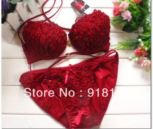 2013  Sexy diamond decoration cross front button underwear red black white bra set