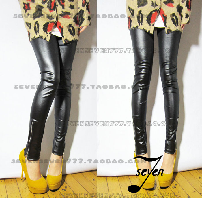 2013 spring and autumn matt black faux leather tight zipper elastic lederhosen legging