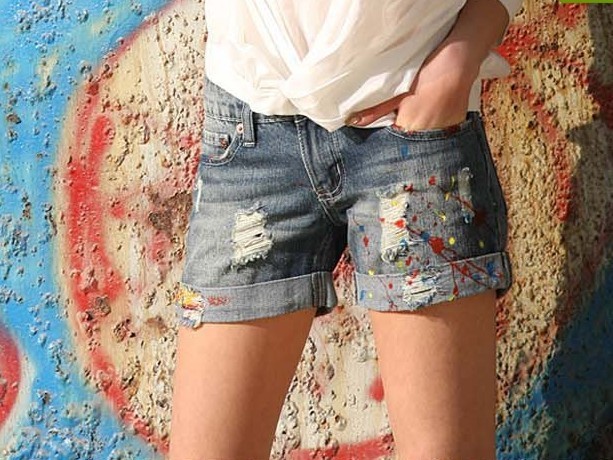 2013 Spring and Summer Women's Low Waist Painted Hot Pants Graffiti Holes Denim Fashion Jean shorts,D23+Free Shipping