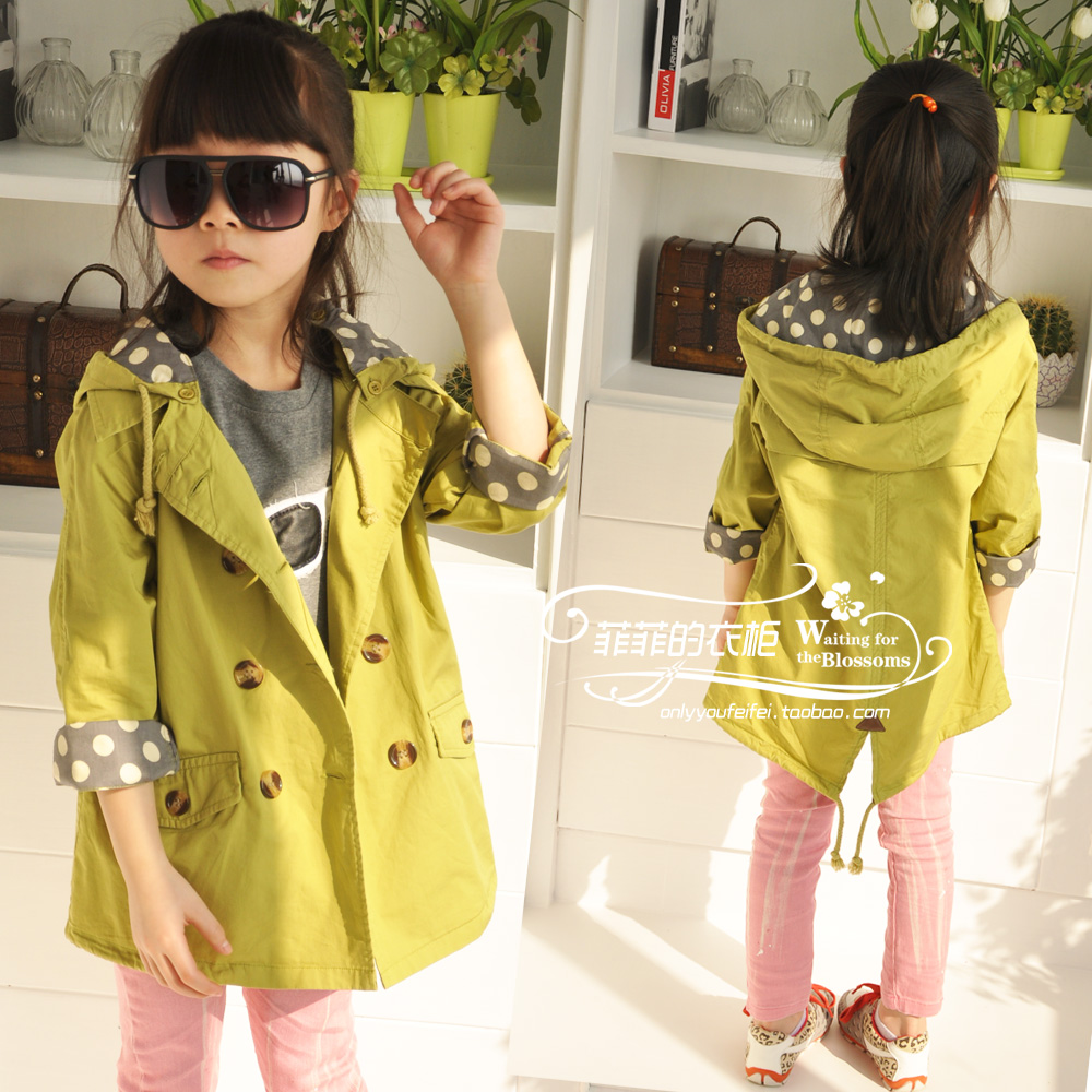 2013 spring children's clothing girls clothing medium-long trench polka dot double breasted baby outerwear spring and autumn