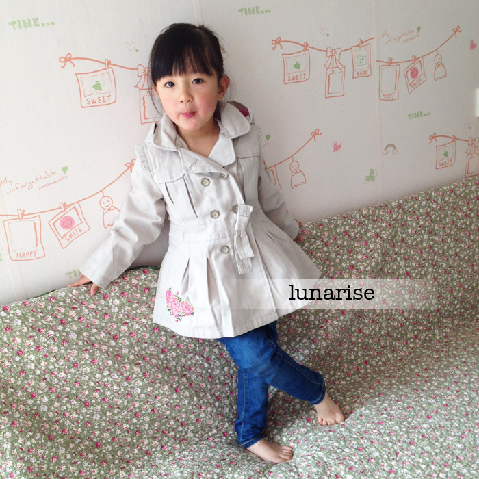 2013 spring children's clothing hemp cotton female child trench embroidered spring outerwear jacket catimini d