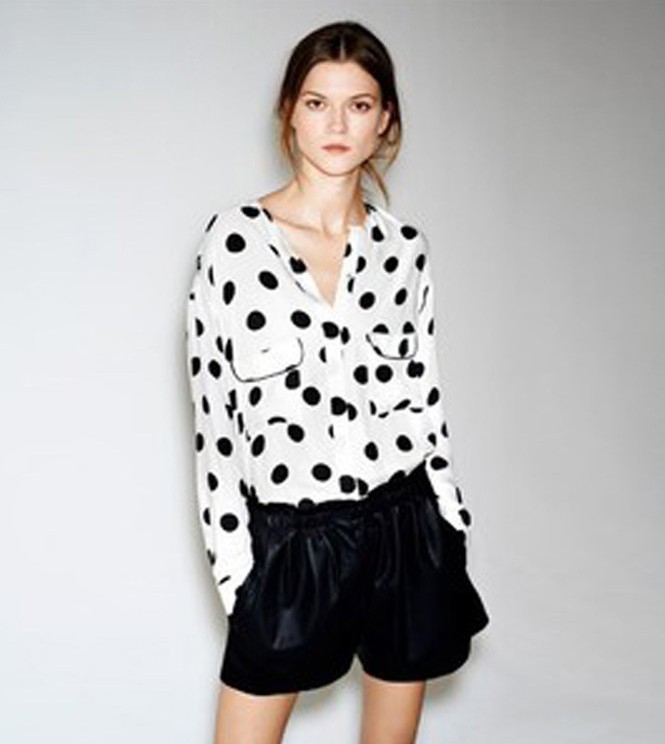 2013 Spring Fashion Woman Polka Dot Full Sleeves V-Neck Big Size Blouses Vintage Lady Big Pockets Shirts Free Shipping