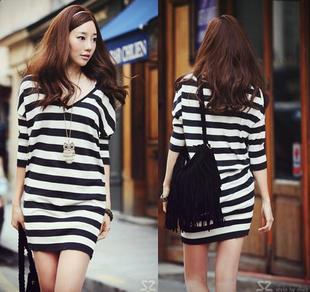2013 Spring Hot Sale! Women's Loose Casual Black and White Stripe Long sweater Dress Free Shipping