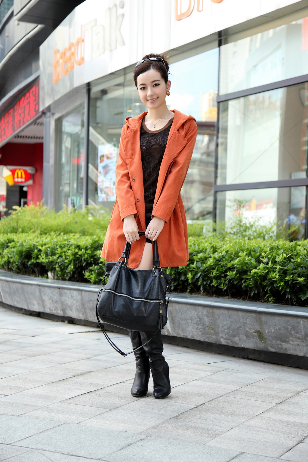2013 spring slim sweet long-sleeve with a hood trench female