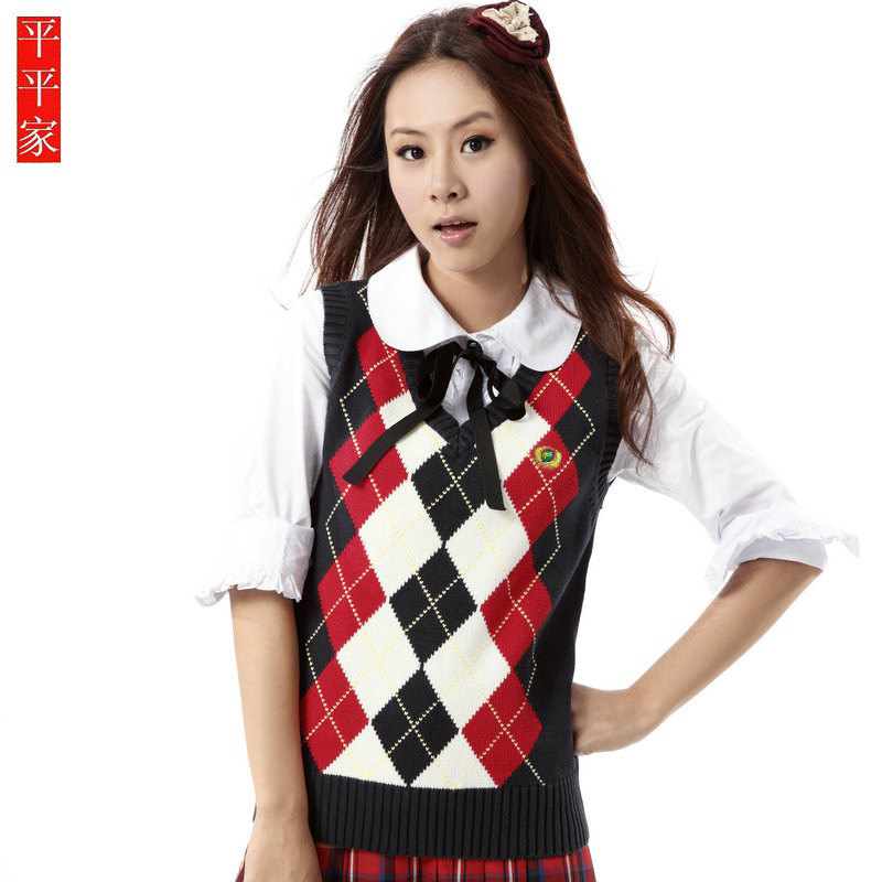 2013 spring vintage sweater knitting pullover sweater V-neck plaid preppy style sleeveless elegant women's