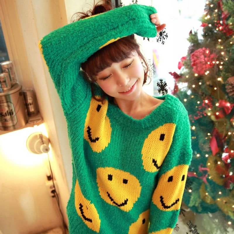 2013 spring women's all-match loose smiley yarn sweater top female sweater batwing shirt hot  free shipping