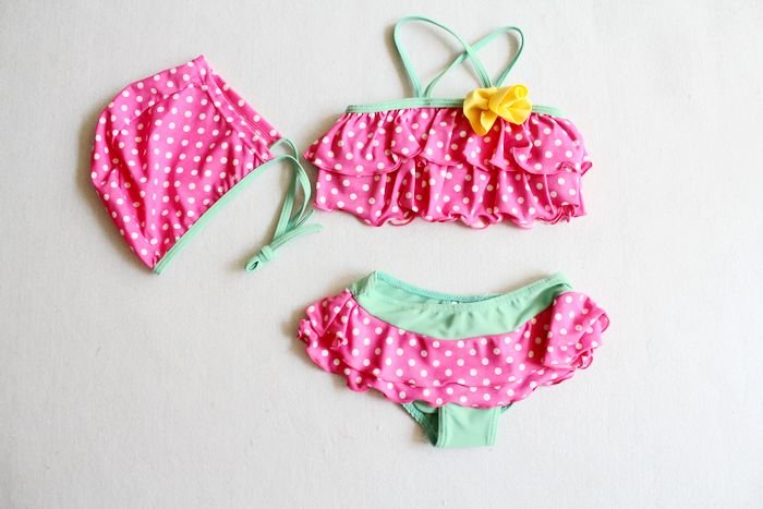 2013 summer new kids girls pink polka dot cake bikini 3 pc set swimwear children/kids cap swimsuit free shipping to world