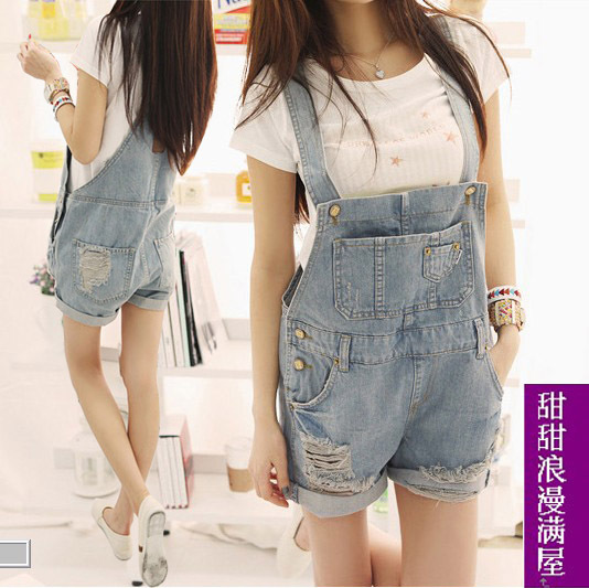 2013 summer women's c0409 casual all-match water wash light blue denim bib pants shorts