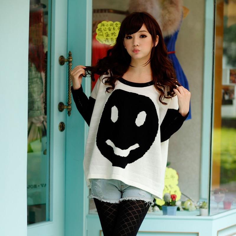 2013 women's spring sweet big smiley pattern with a hood hair ball loose sweater Free Shipping