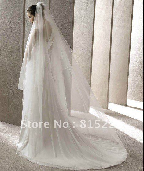 2013Classy Chapel Length Veils Bridal Veils Wedding Dresses Veils Tulle Fabric Two Layered Decoration Elegant