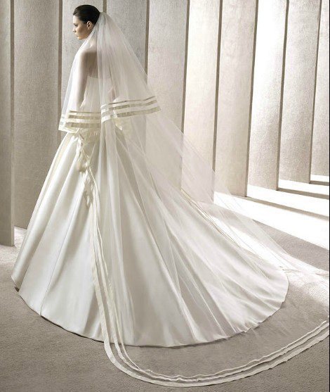 2013Long Wedding Veils Bridal Veils For Wedding Dress Chapel Train Long Veils Ribbon Edge Two Layer Tempting Empire