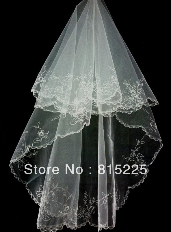2013New Arrival Wedding Decoration Bridal Accessories Short Veils Applique Flower One Layer White Color Stunning Beautiful Style