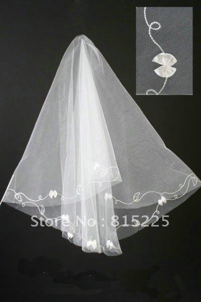 2013Wedding Dress Accessories Veils Tulle Fabric Veils Short Veils Applique Lace Edge One Layer Small Bow 2013 Hot Sell