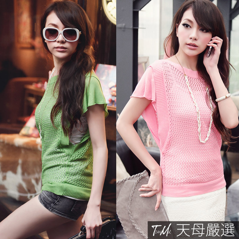 30 q10 2818 slit neckline reticularis cutout sweater